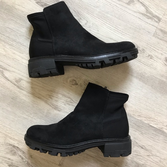 Unisa Shoes - Unisa Black Booties Size 8 Zipper Closure